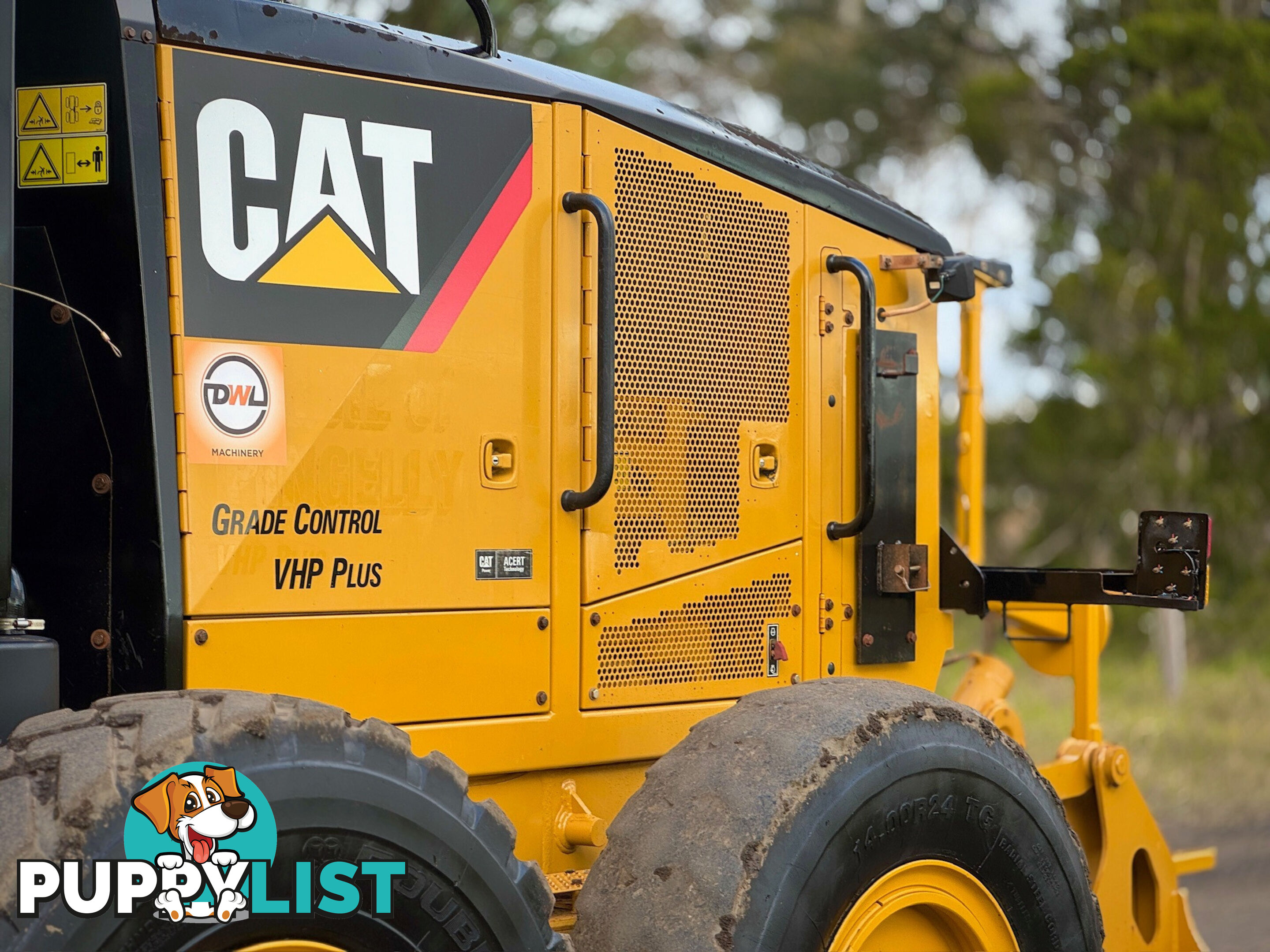 Caterpillar 120M Artic Grader Grader