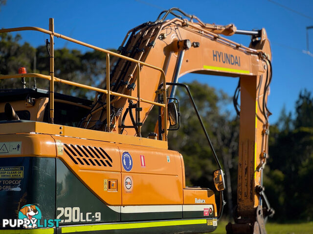 Hyundai R290 Tracked-Excav Excavator