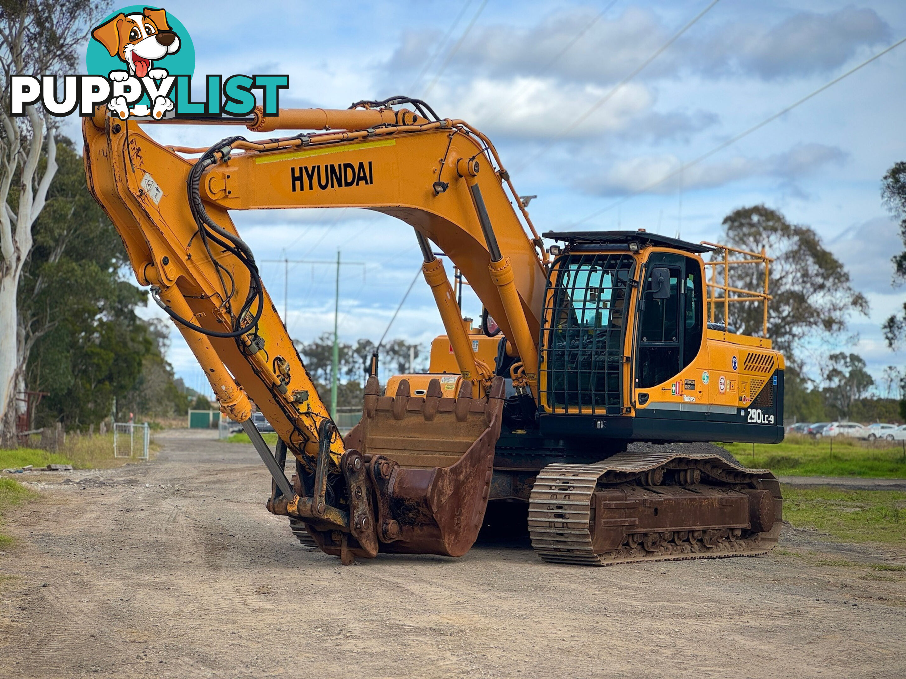 Hyundai R290 Tracked-Excav Excavator