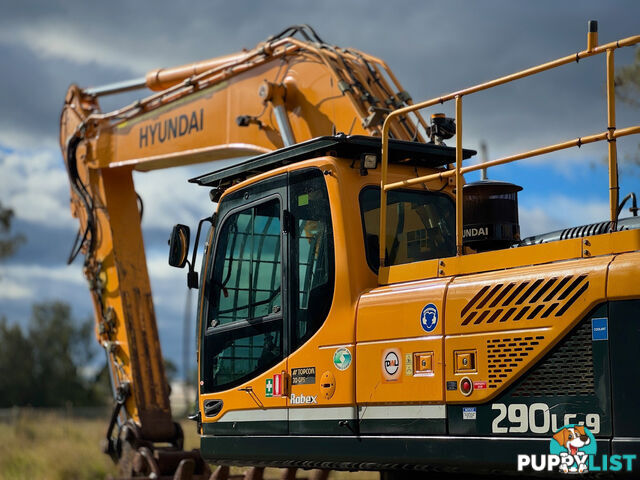 Hyundai R290 Tracked-Excav Excavator