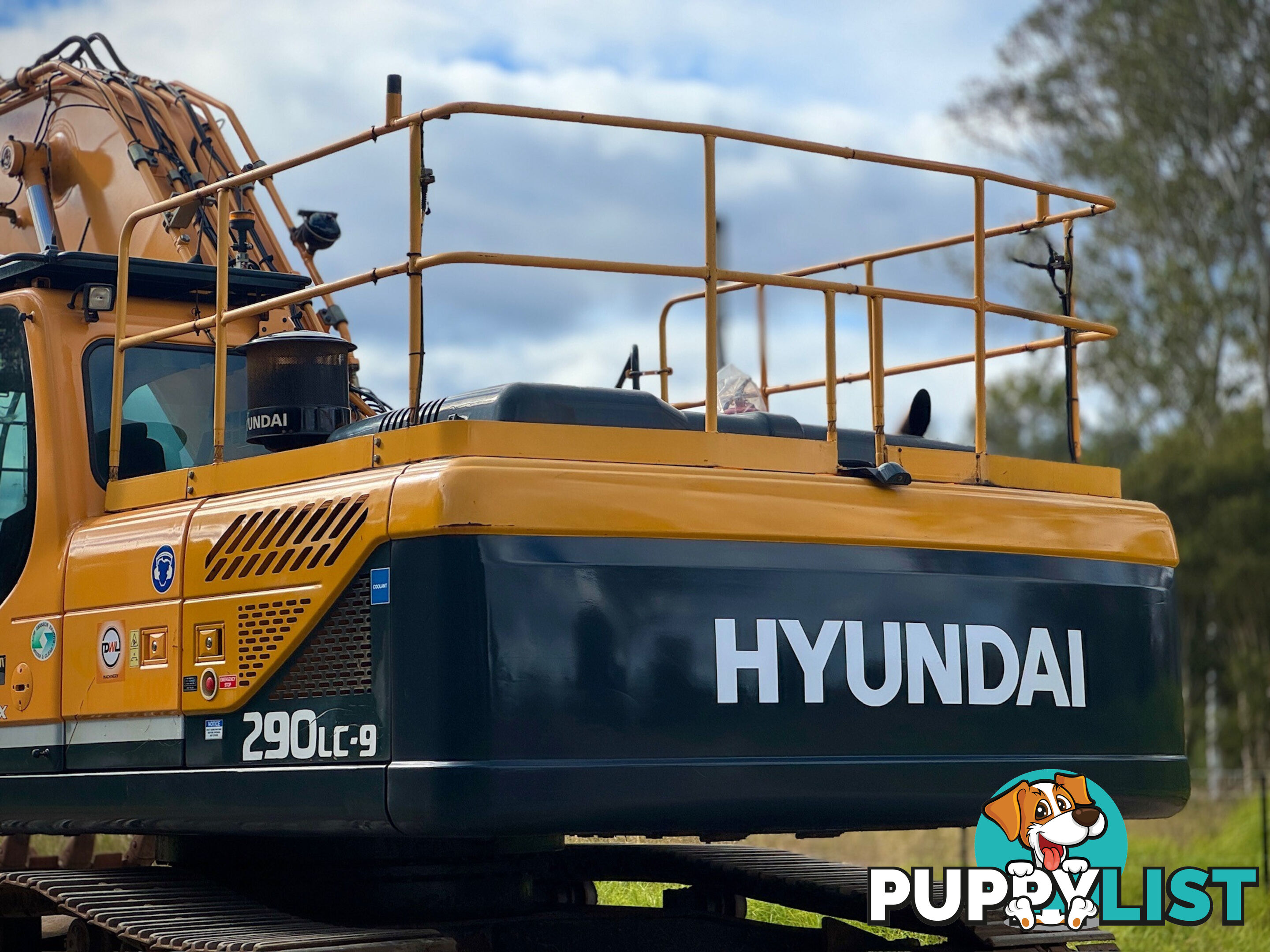 Hyundai R290 Tracked-Excav Excavator