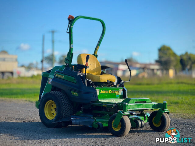 John Deere 997 Zero Turn Lawn Equipment