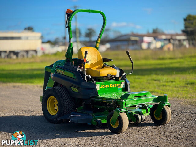 John Deere 997 Zero Turn Lawn Equipment