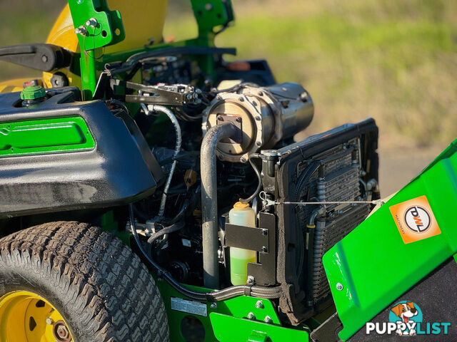 John Deere 997 Zero Turn Lawn Equipment