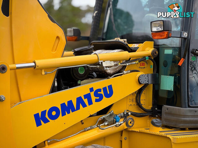 Komatsu WB97 Backhoe Loader Loader
