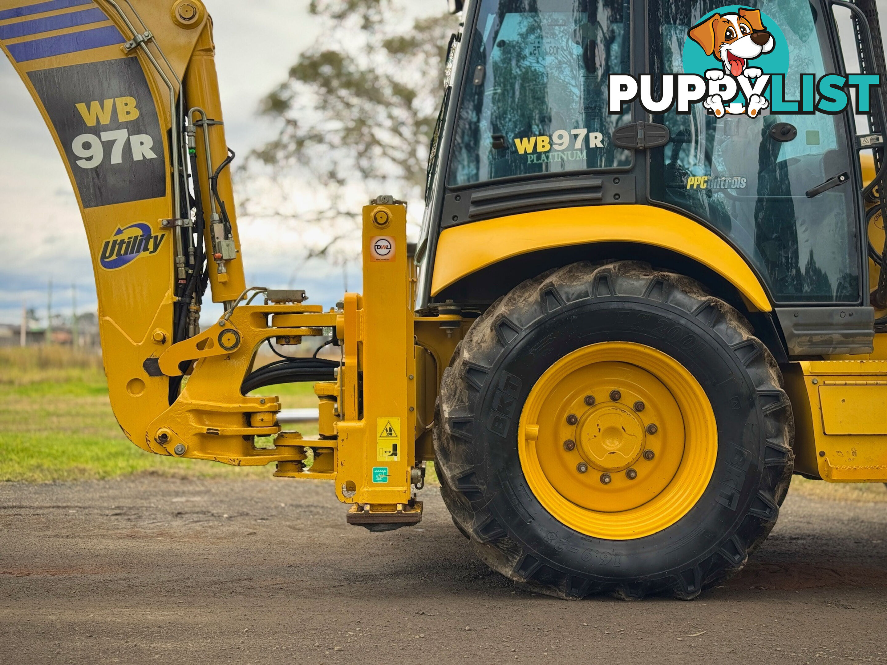 Komatsu WB97 Backhoe Loader Loader