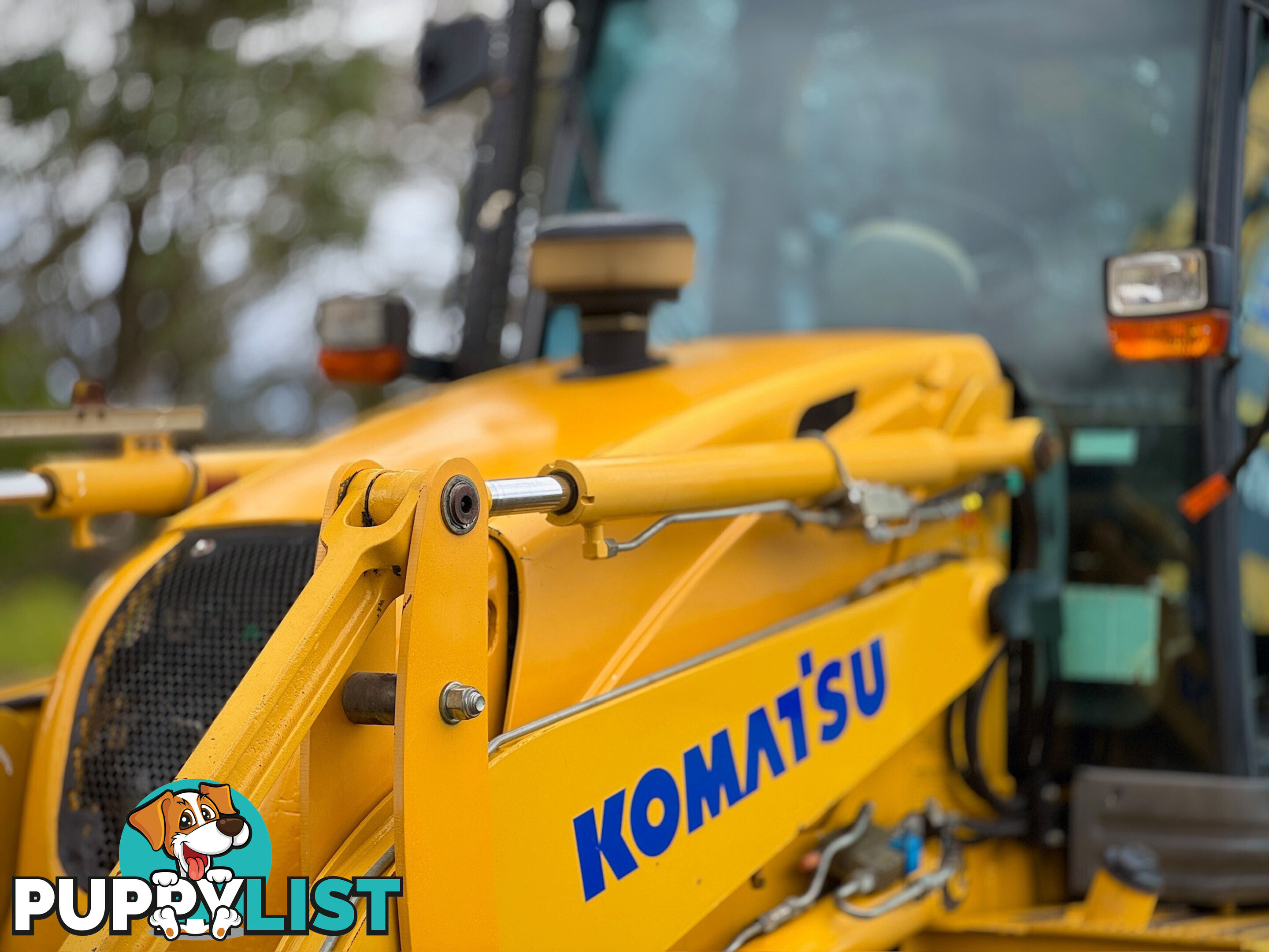 Komatsu WB97 Backhoe Loader Loader