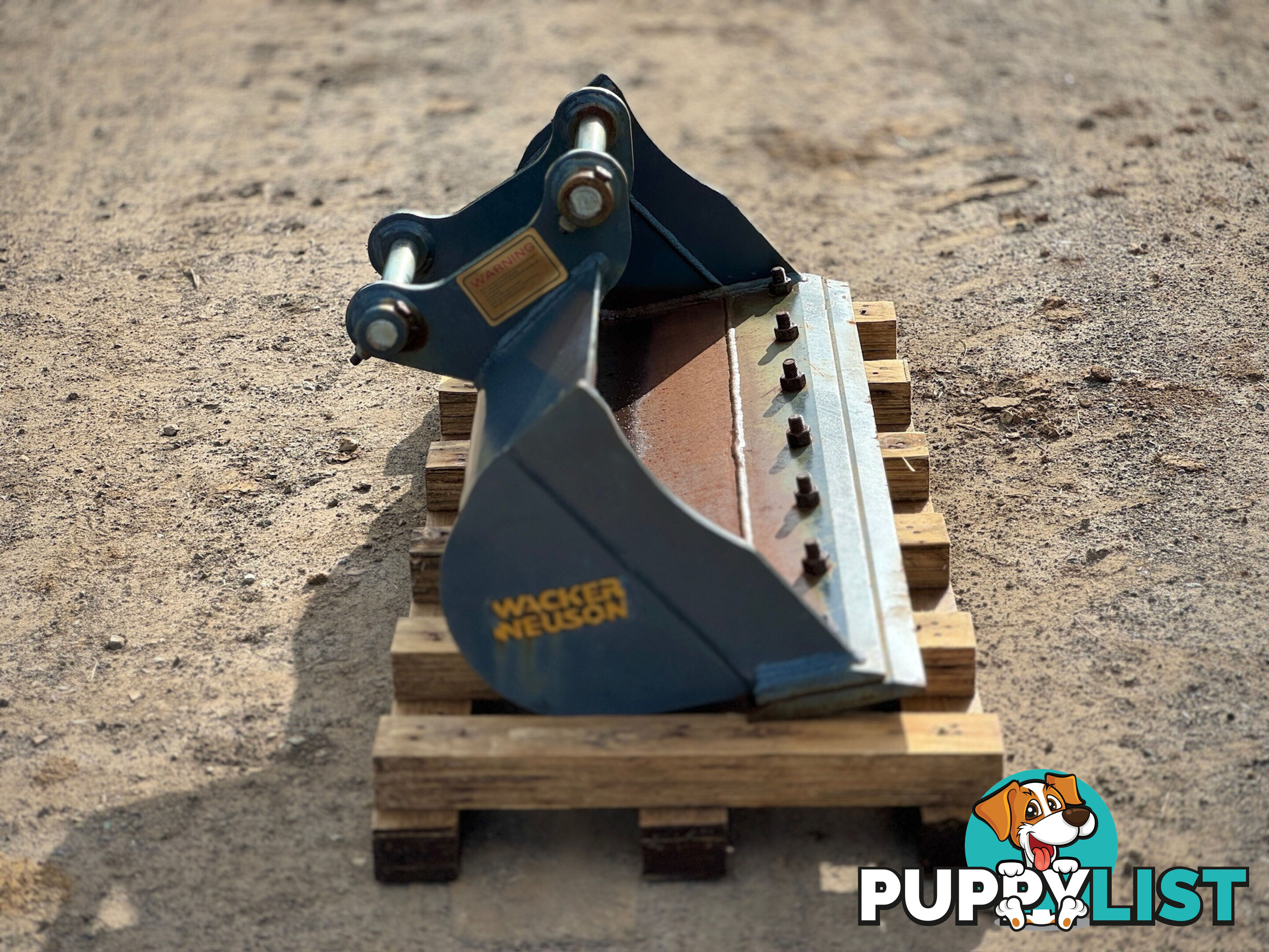 Wacker Neuson 1000mm Mud Bucket Bucket-GP Attachments