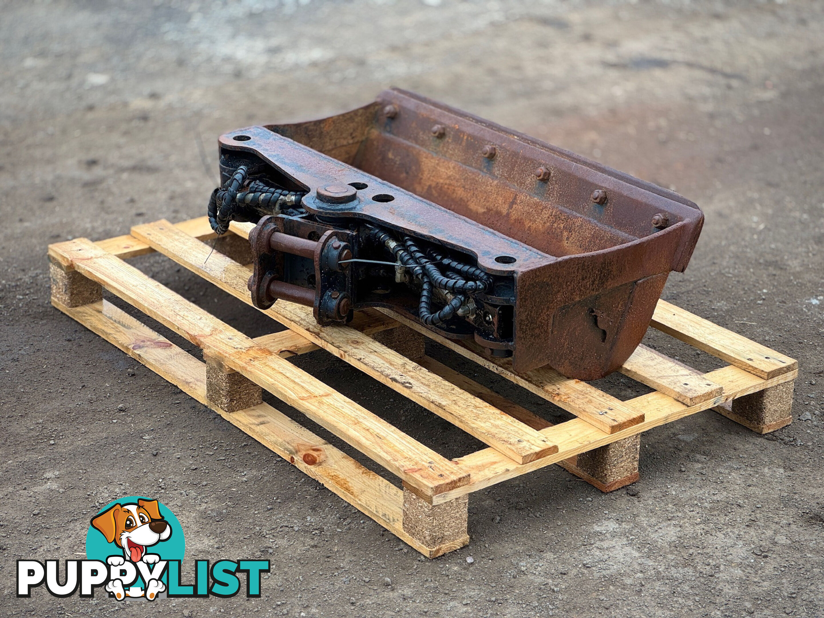 Roo 900mm Hydraulic Tilting Mud Bucket Bucket-GP Attachments