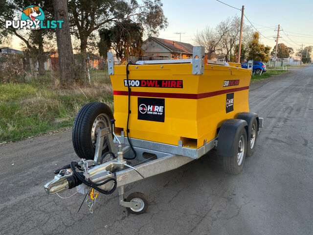 AUSTRACK Tag Tanker Trailer