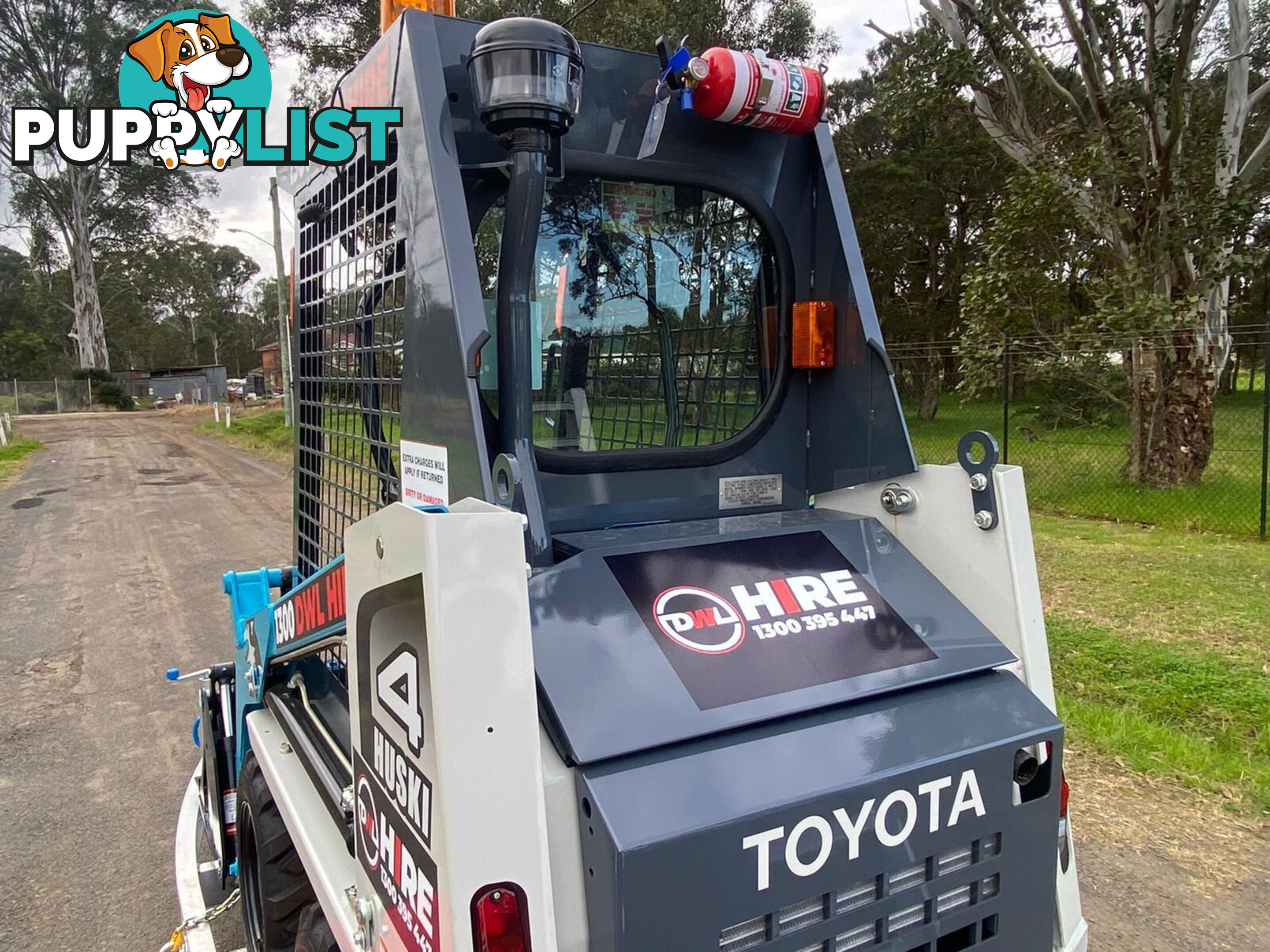 Toyota 4-SDK4 Huski Skid Steer Loader