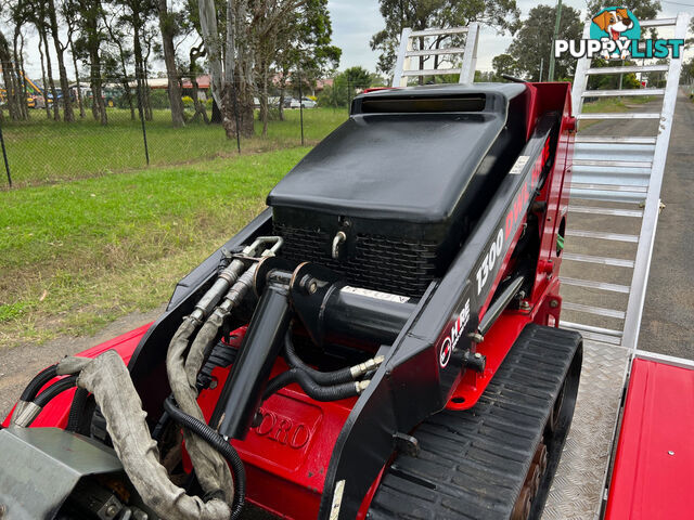 Toro TX1000 Skid Steer Loader