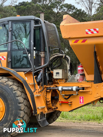 CASE 340 Articulated Off Highway Truck