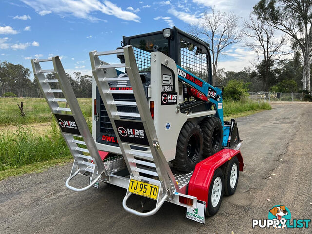 Toyota 5-SDK5 Huski Skid Steer Loader