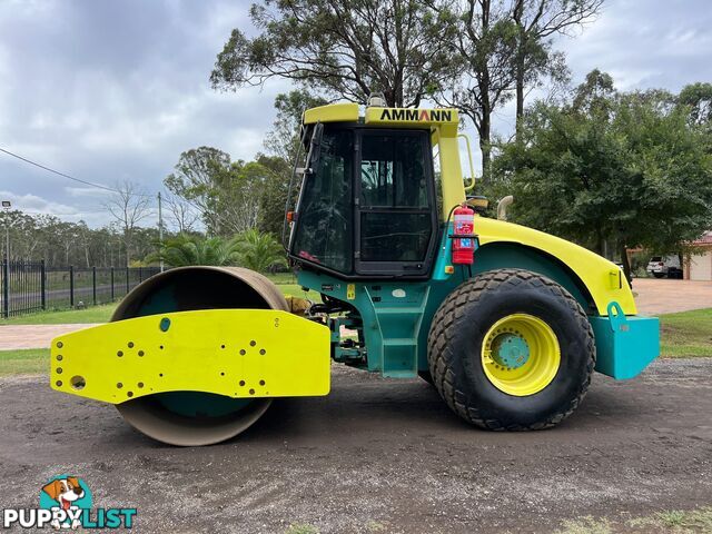 Ammann ASC110 Vibrating Roller Roller/Compacting