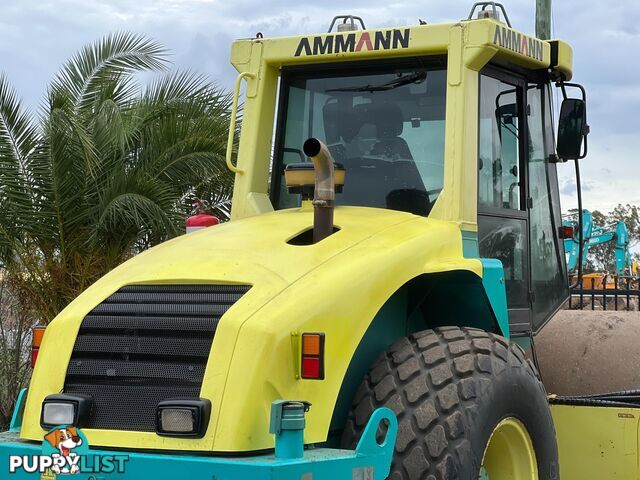 Ammann ASC110 Vibrating Roller Roller/Compacting