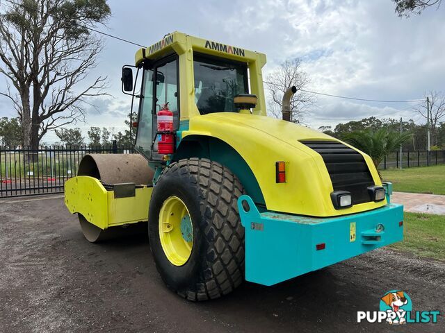 Ammann ASC110 Vibrating Roller Roller/Compacting