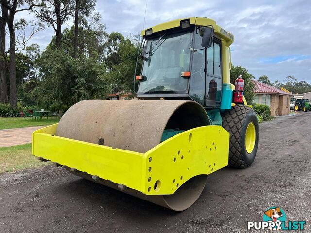 Ammann ASC110 Vibrating Roller Roller/Compacting