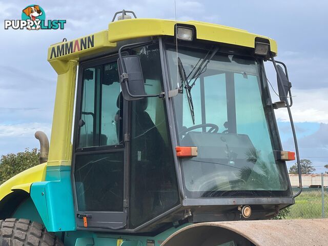 Ammann ASC110 Vibrating Roller Roller/Compacting