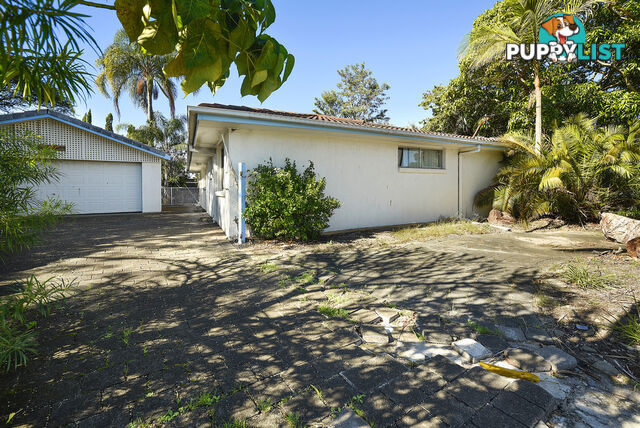 70 T E Peters Drive BROADBEACH WATERS QLD 4218
