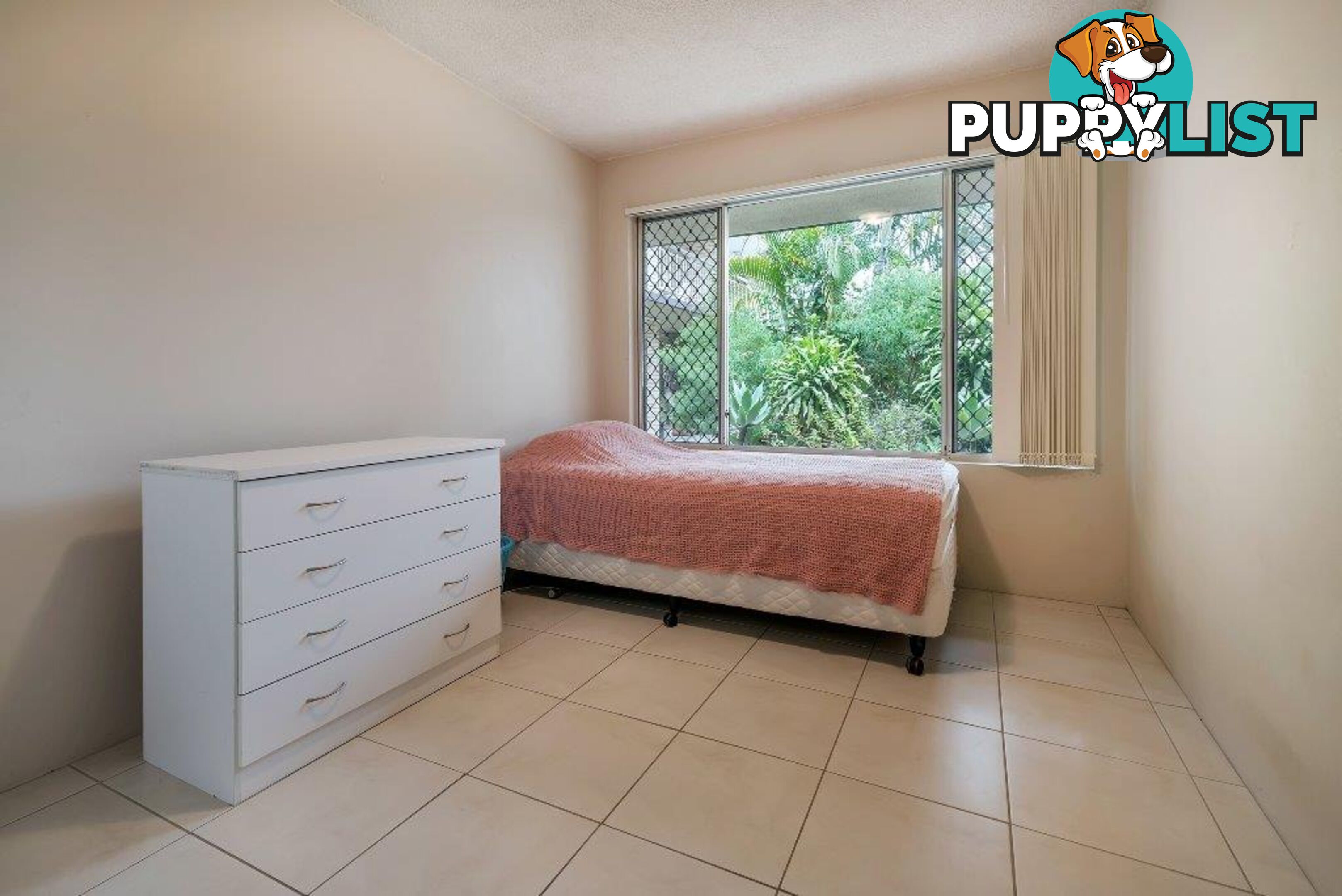 37 Burra Street CHEVRON ISLAND QLD 4217