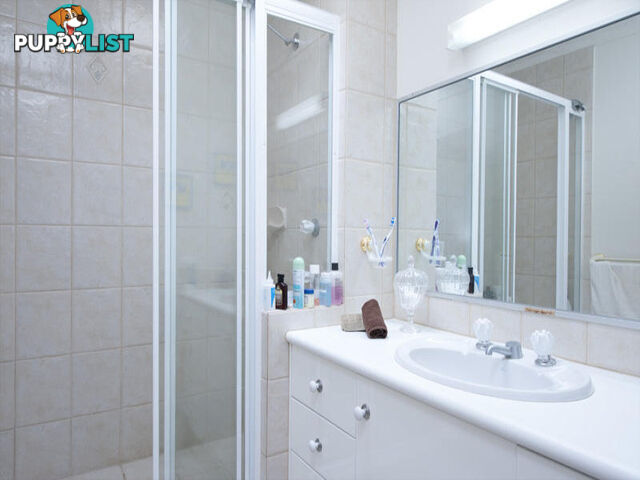 111 Rio Vista Boulevarde BROADBEACH WATERS QLD 4218