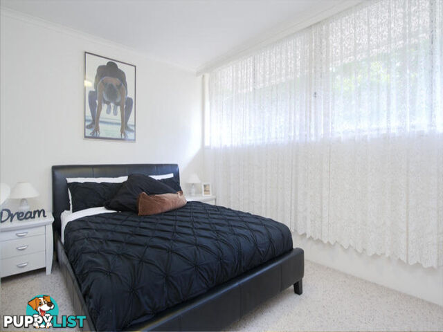 111 Rio Vista Boulevarde BROADBEACH WATERS QLD 4218