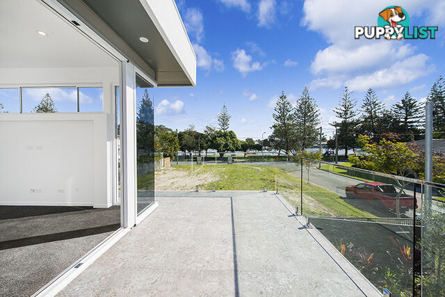 1/28 Blondell Avenue SURFERS PARADISE QLD 4217