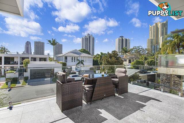1/28 Blondell Avenue SURFERS PARADISE QLD 4217