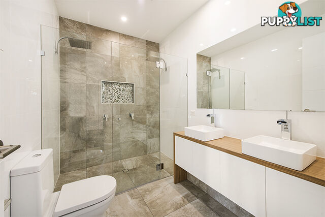 1/28 Blondell Avenue SURFERS PARADISE QLD 4217