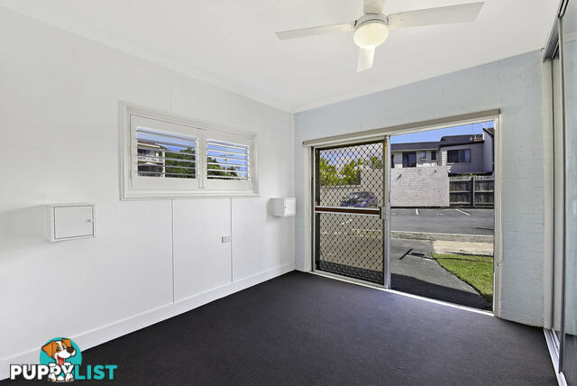 4/107 Stanhill Drive CHEVRON ISLAND QLD 4217