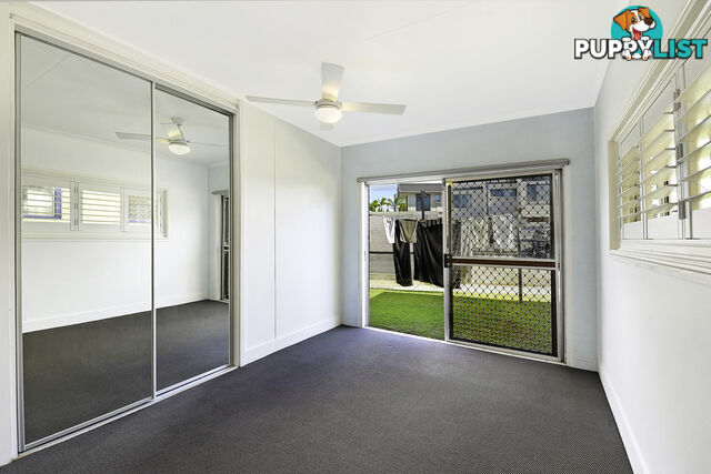 4/107 Stanhill Drive CHEVRON ISLAND QLD 4217