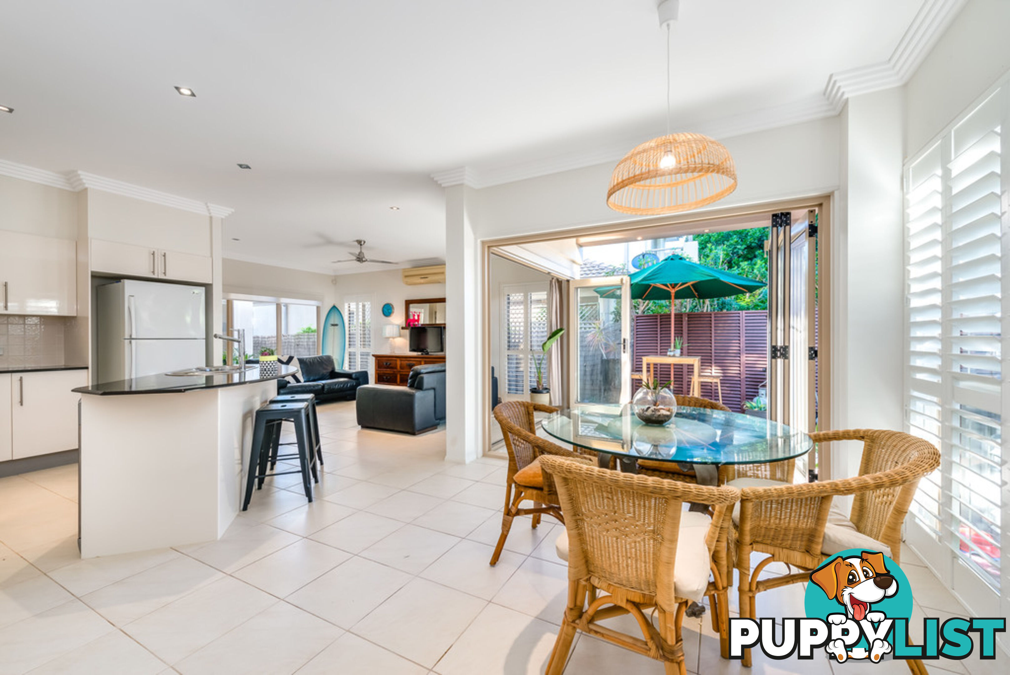 1/56 Bayview Street RUNAWAY BAY QLD 4216