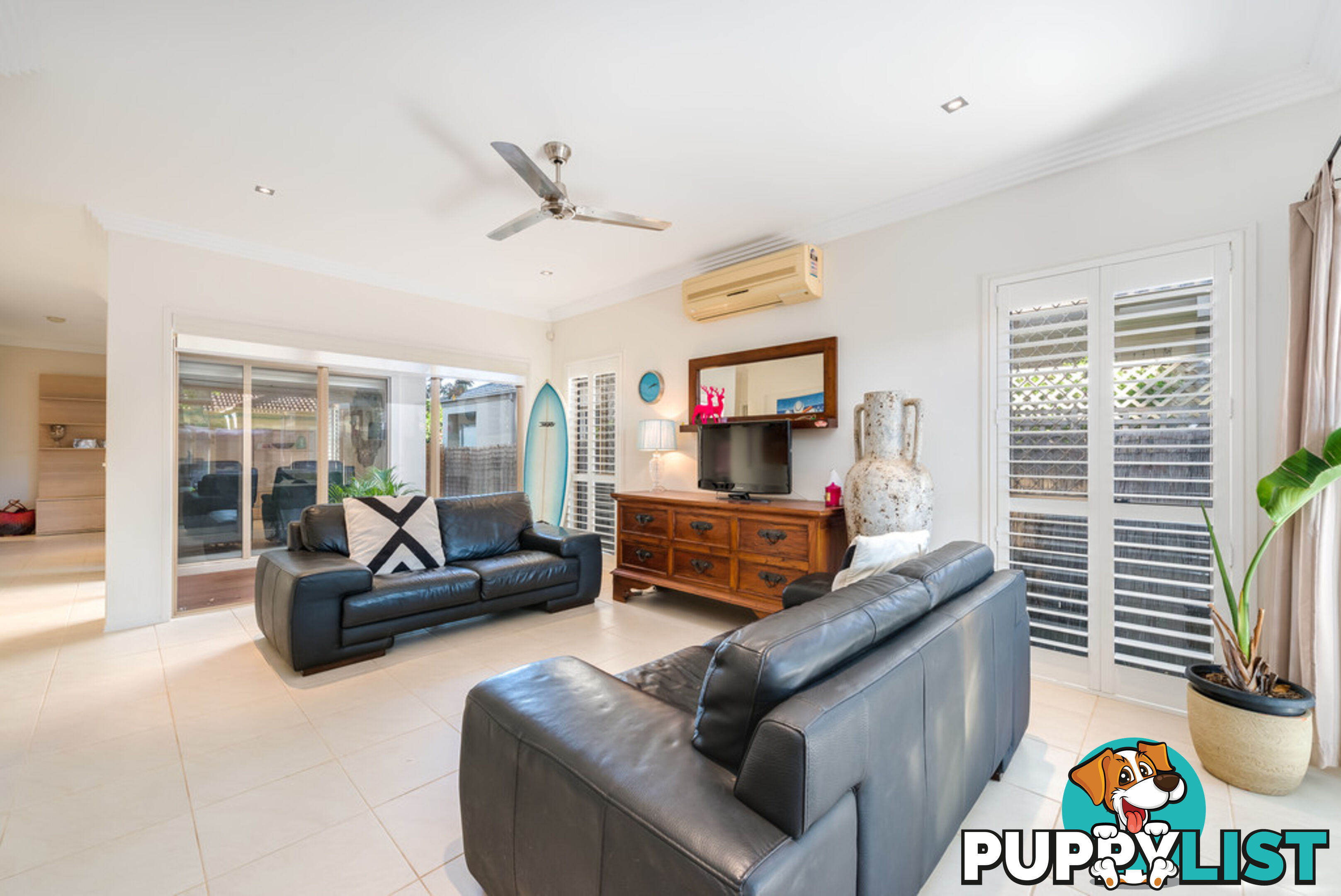 1/56 Bayview Street RUNAWAY BAY QLD 4216