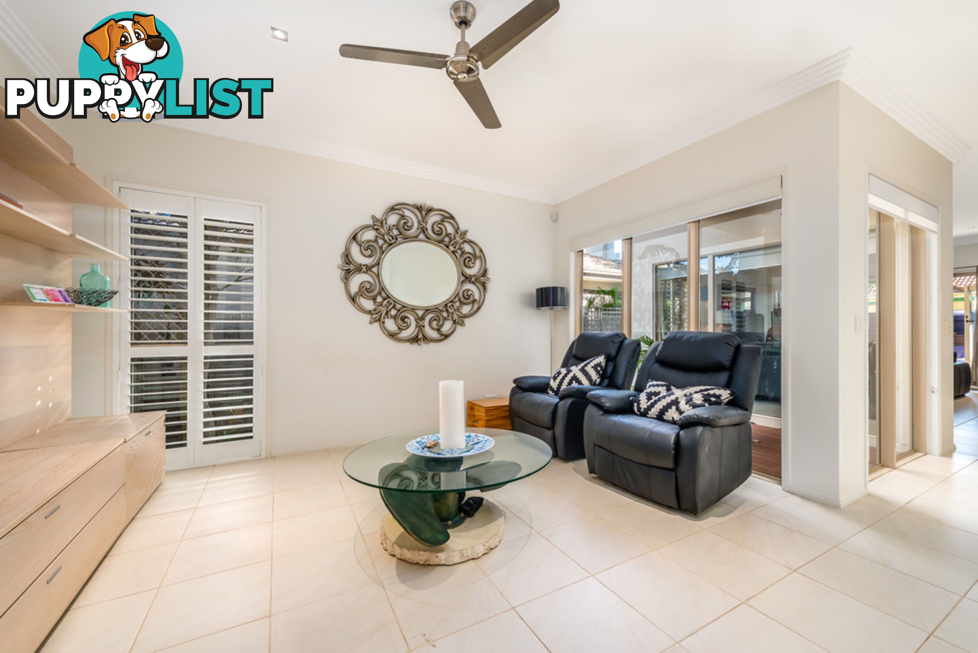 1/56 Bayview Street RUNAWAY BAY QLD 4216