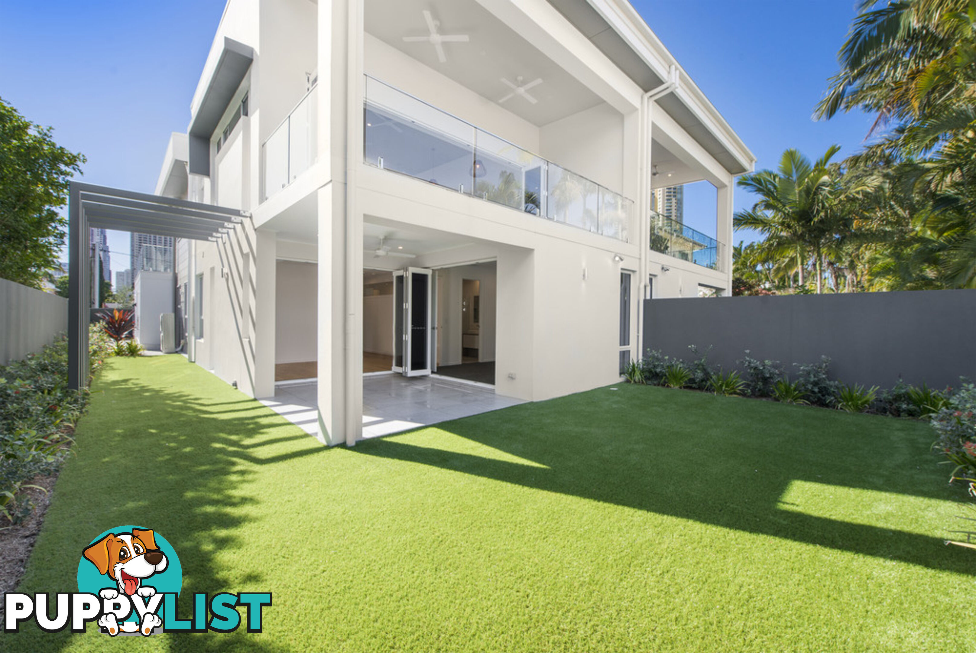 2/28 Blondell Avenue SURFERS PARADISE QLD 4217