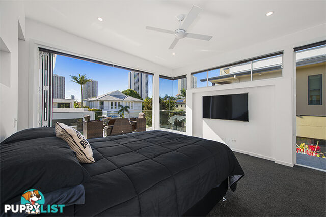 2/28 Blondell Avenue SURFERS PARADISE QLD 4217