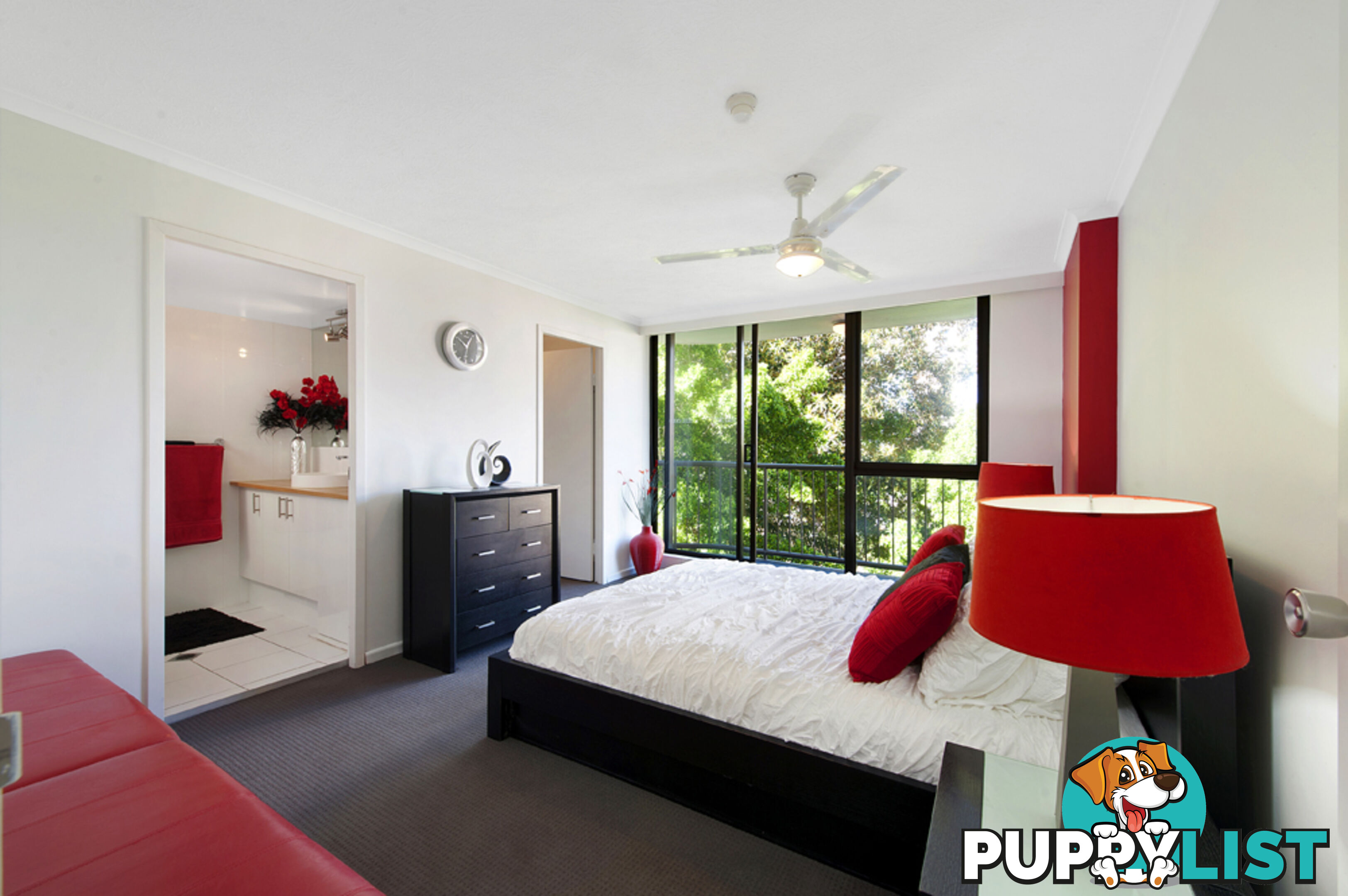 43 Enderley Avenue SURFERS PARADISE QLD 4217