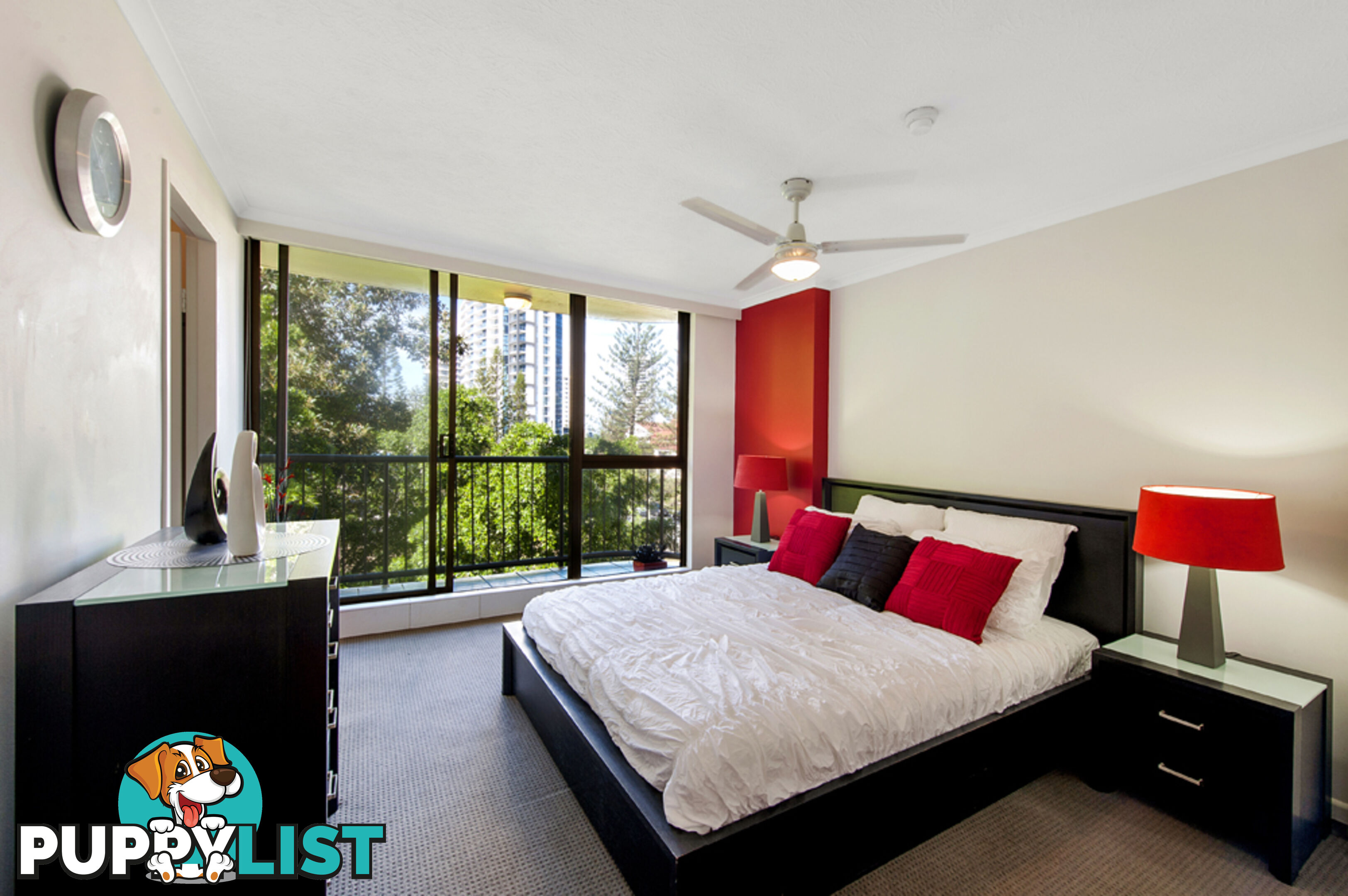 43 Enderley Avenue SURFERS PARADISE QLD 4217