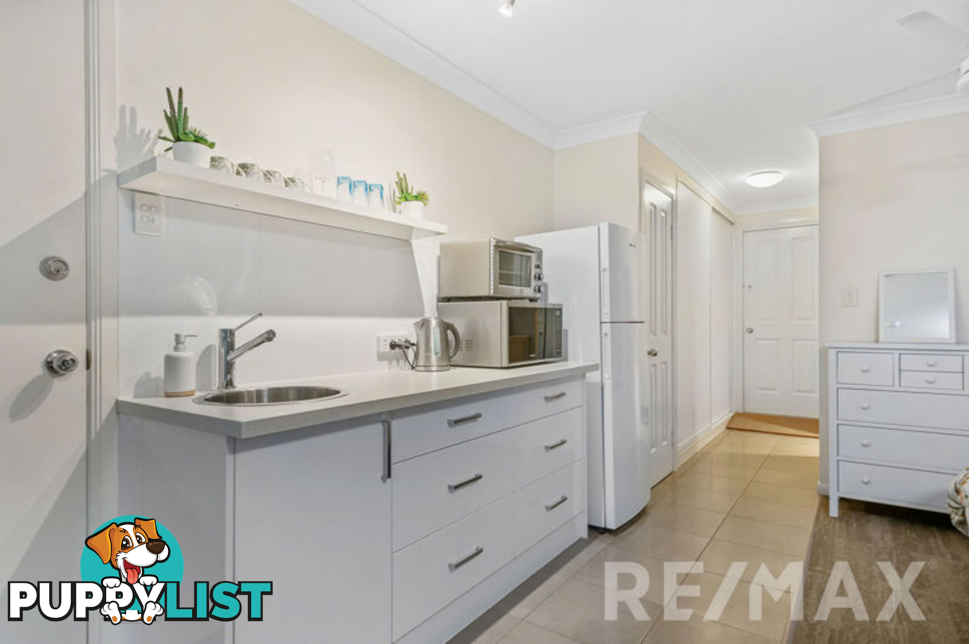 3 Tonnere Court EATONS HILL QLD 4037