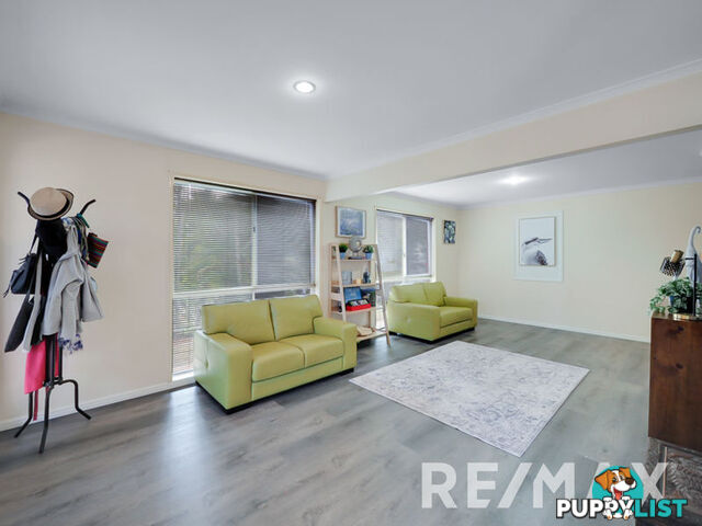 10 Phoenix Court EATONS HILL QLD 4037