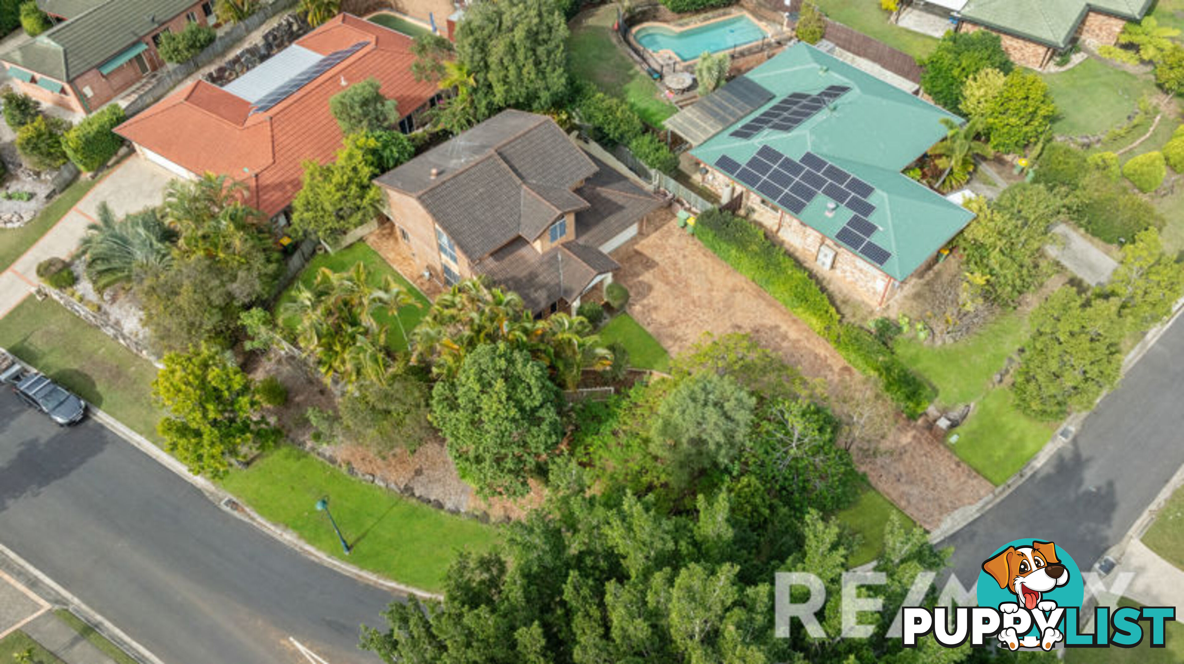 10 Phoenix Court EATONS HILL QLD 4037