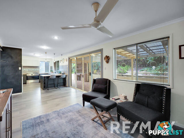 10 Phoenix Court EATONS HILL QLD 4037