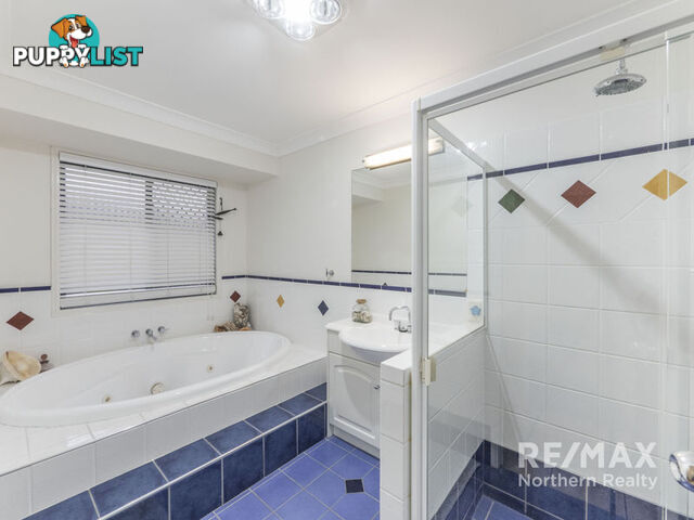 7 Laceflower Crescent EATONS HILL QLD 4037