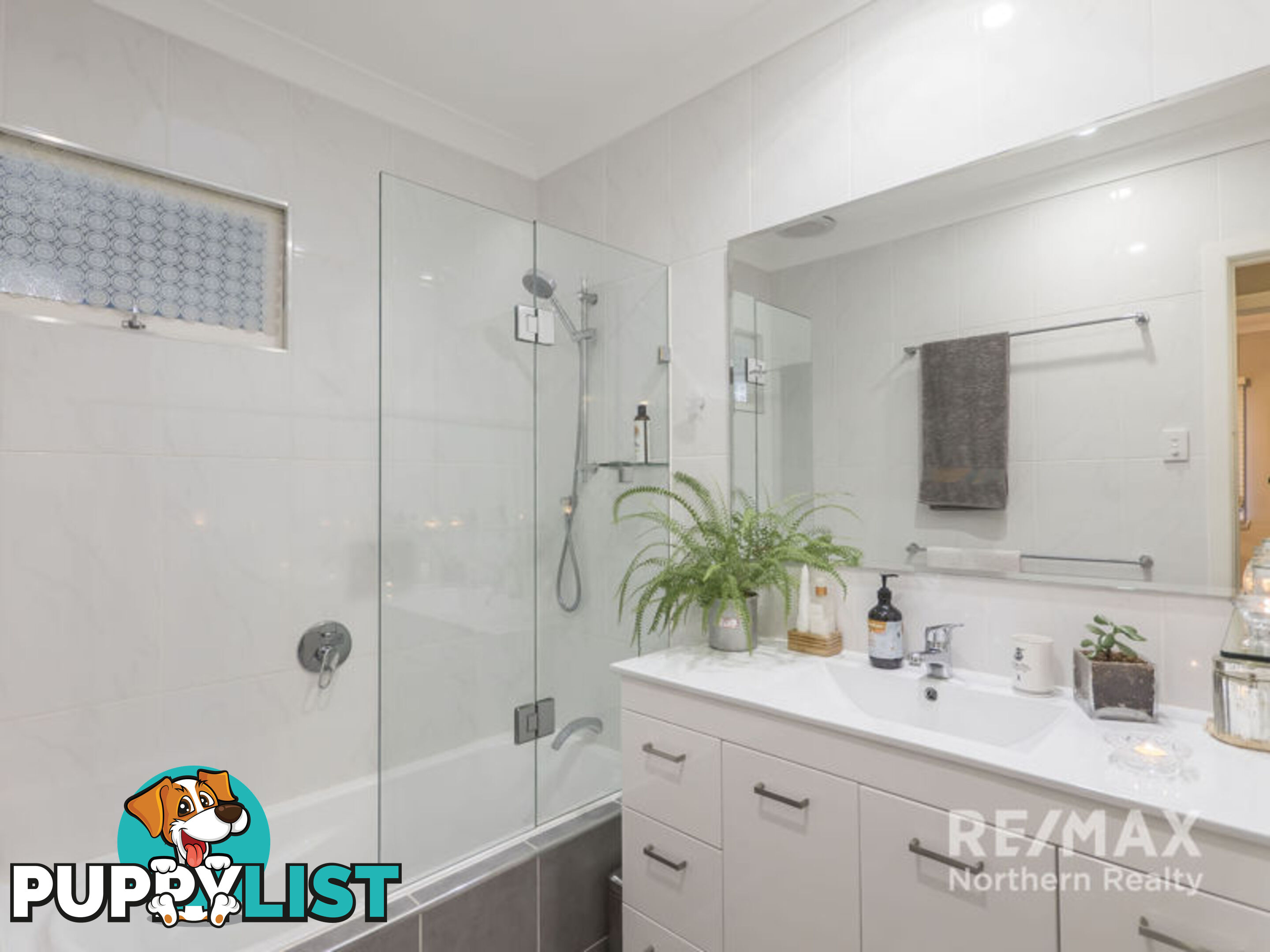 16 Georganne Street THE GAP QLD 4061