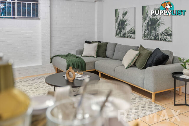30 Corton Street THE GAP QLD 4061
