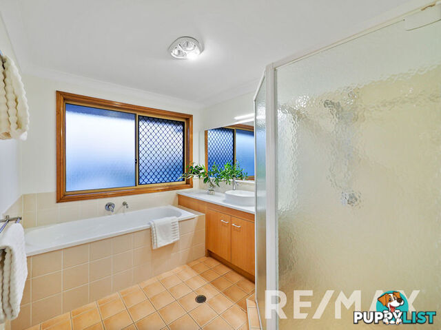 15 Emanual Court EATONS HILL QLD 4037