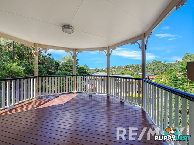 6 Foambark Court EATONS HILL QLD 4037