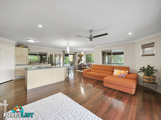 6 Foambark Court EATONS HILL QLD 4037