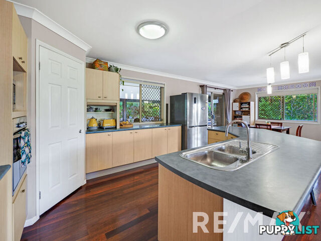 6 Foambark Court EATONS HILL QLD 4037